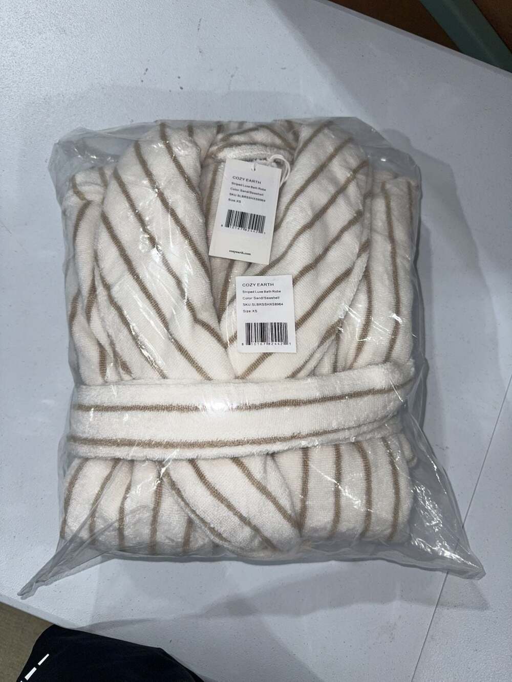 Cozy Earth Striped Luxe Bath Robe Sand/Seashell Size XS - Picture 3 of 4